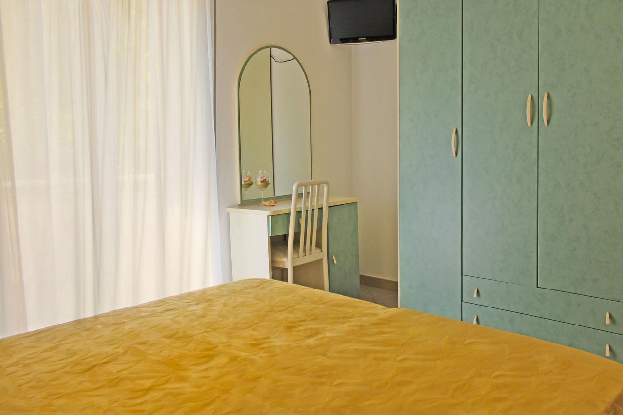 Flora Hotel Bellaria-Igea Marina