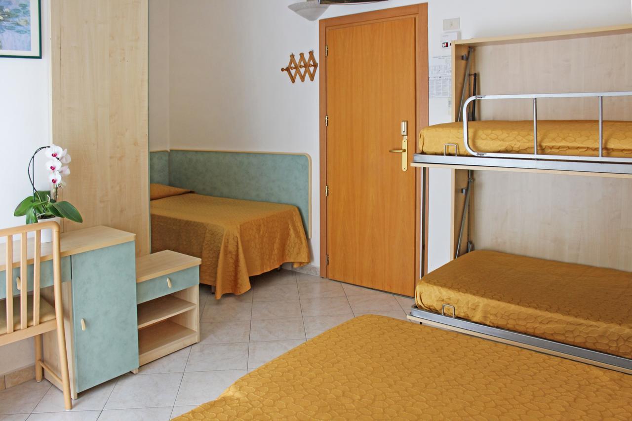 Flora Hotel Bellaria-Igea Marina